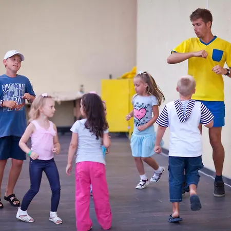 Отель Perla Sun