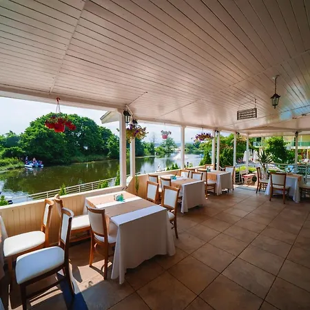 Отель Perla Sun 4*